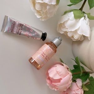 Set of 2 - L’occitane hand cream and bath and shower